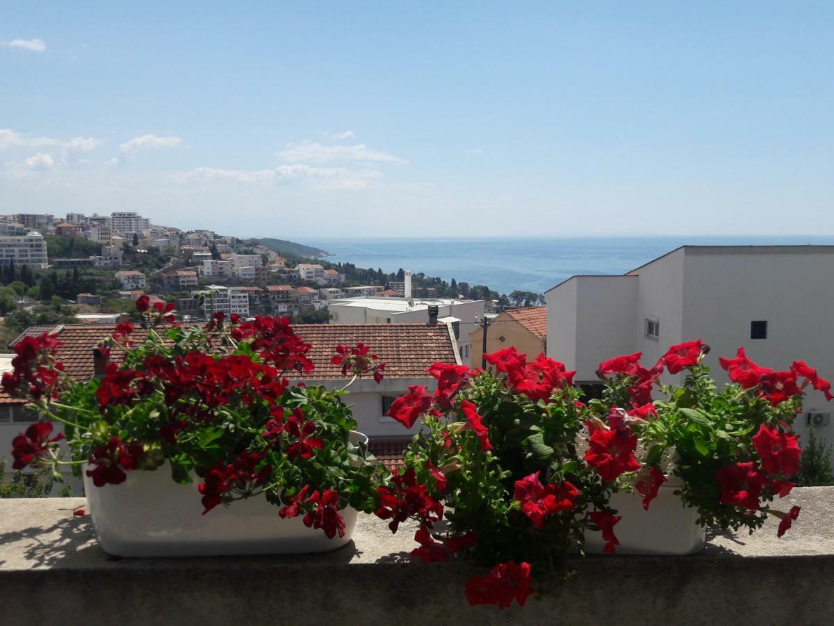 Apartments Dzan Улцин Екстериор снимка
